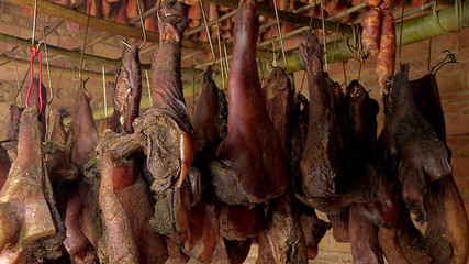 臘月臘肉香四溢 來鳳土家年味濃