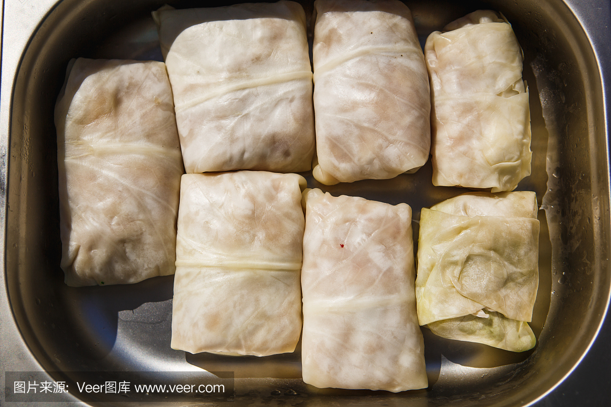 肉制品:肉片、包心菜、培根肉丸。