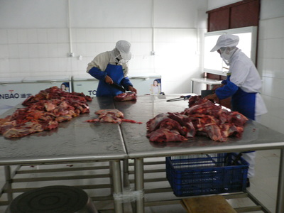 乘風(fēng)破浪 彰顯企業(yè)擔(dān)當(dāng)--藏龍公司發(fā)展高原特色產(chǎn)業(yè)助農(nóng)增收