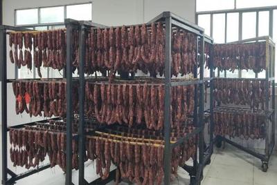 新春走基層丨臘味飄四方 歲末銷售忙